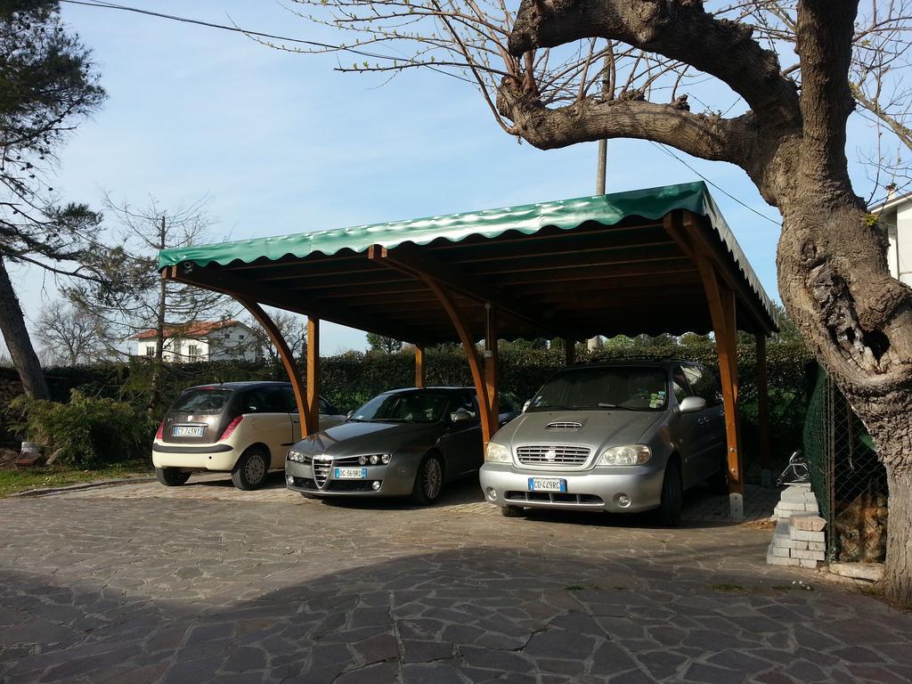 Al Villino Del Sole Acomodação com café da manhã Fano Exterior foto